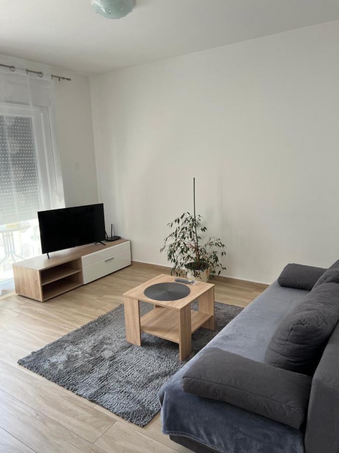 Apartment Sunrise With Private Parking بولا المظهر الخارجي الصورة